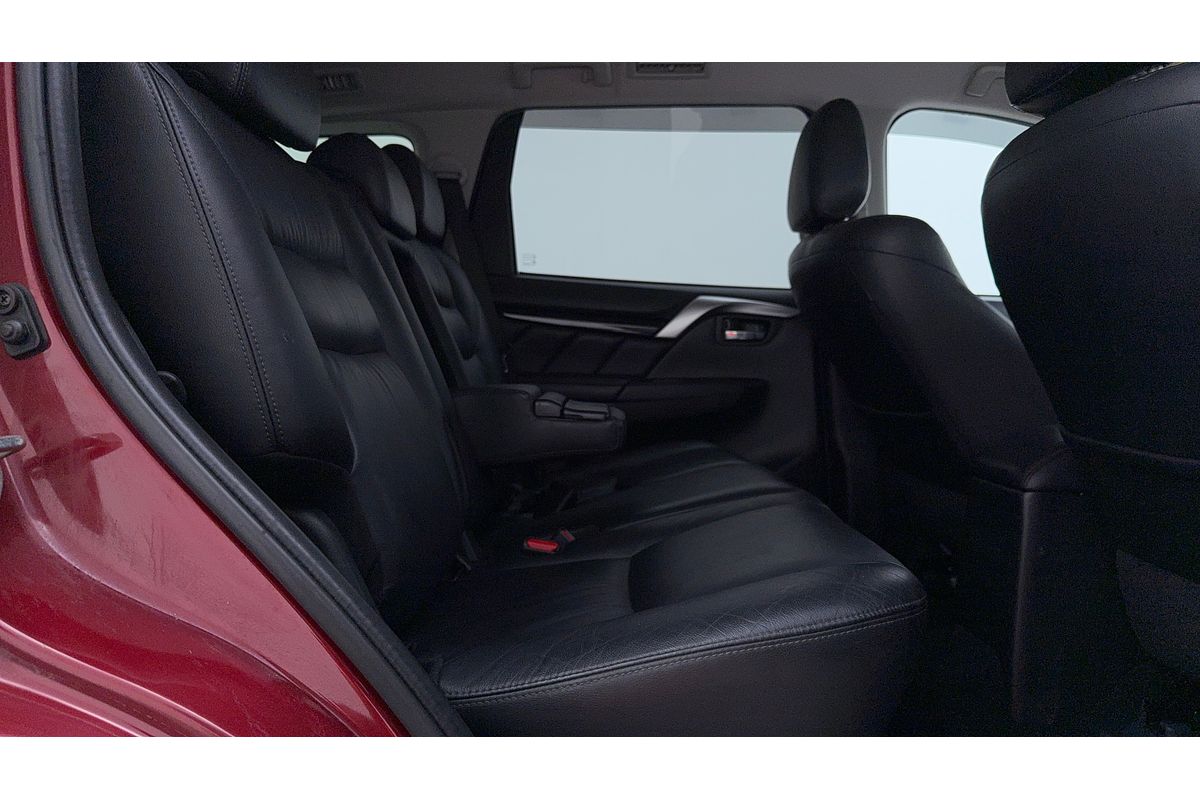 2017 Mitsubishi Pajero Sport GLS QE