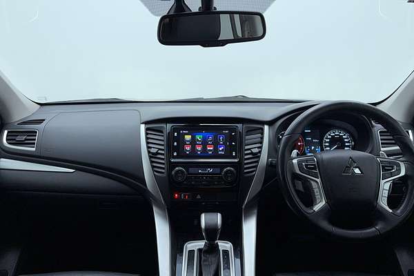 2017 Mitsubishi Pajero Sport GLS QE