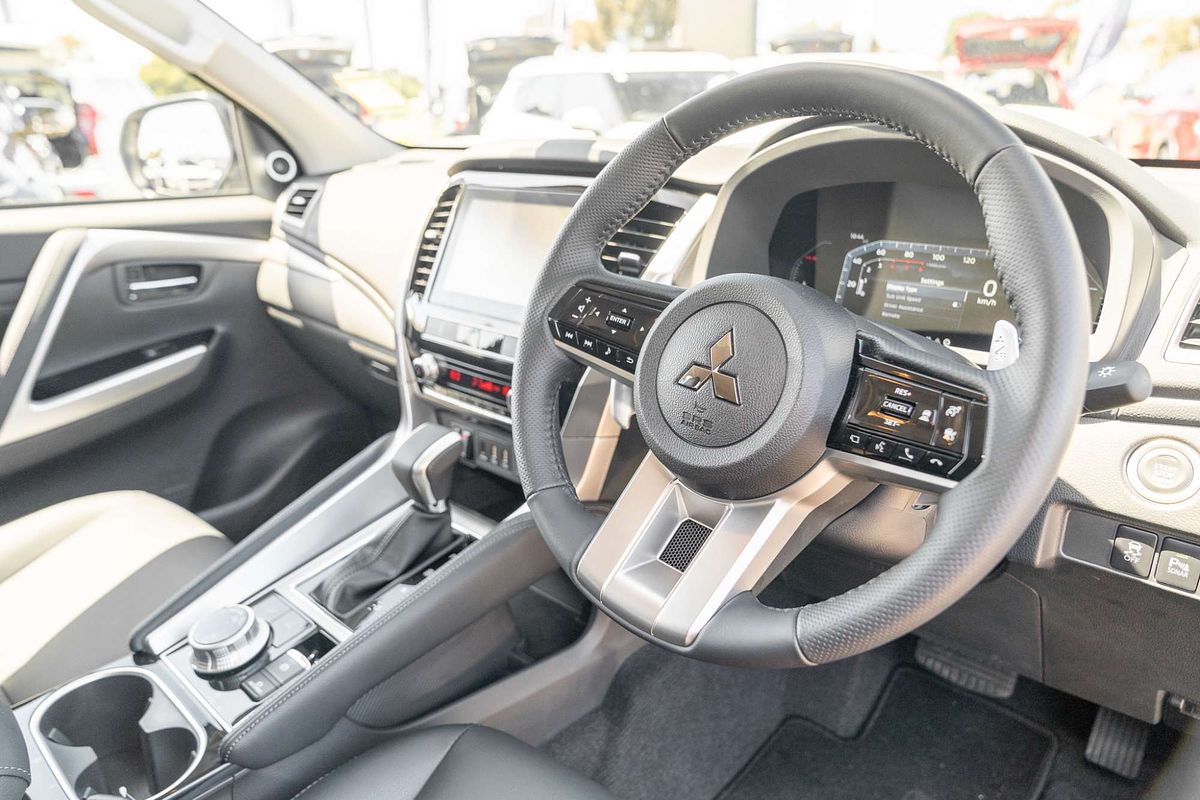 2025 Mitsubishi Pajero Sport Exceed QG