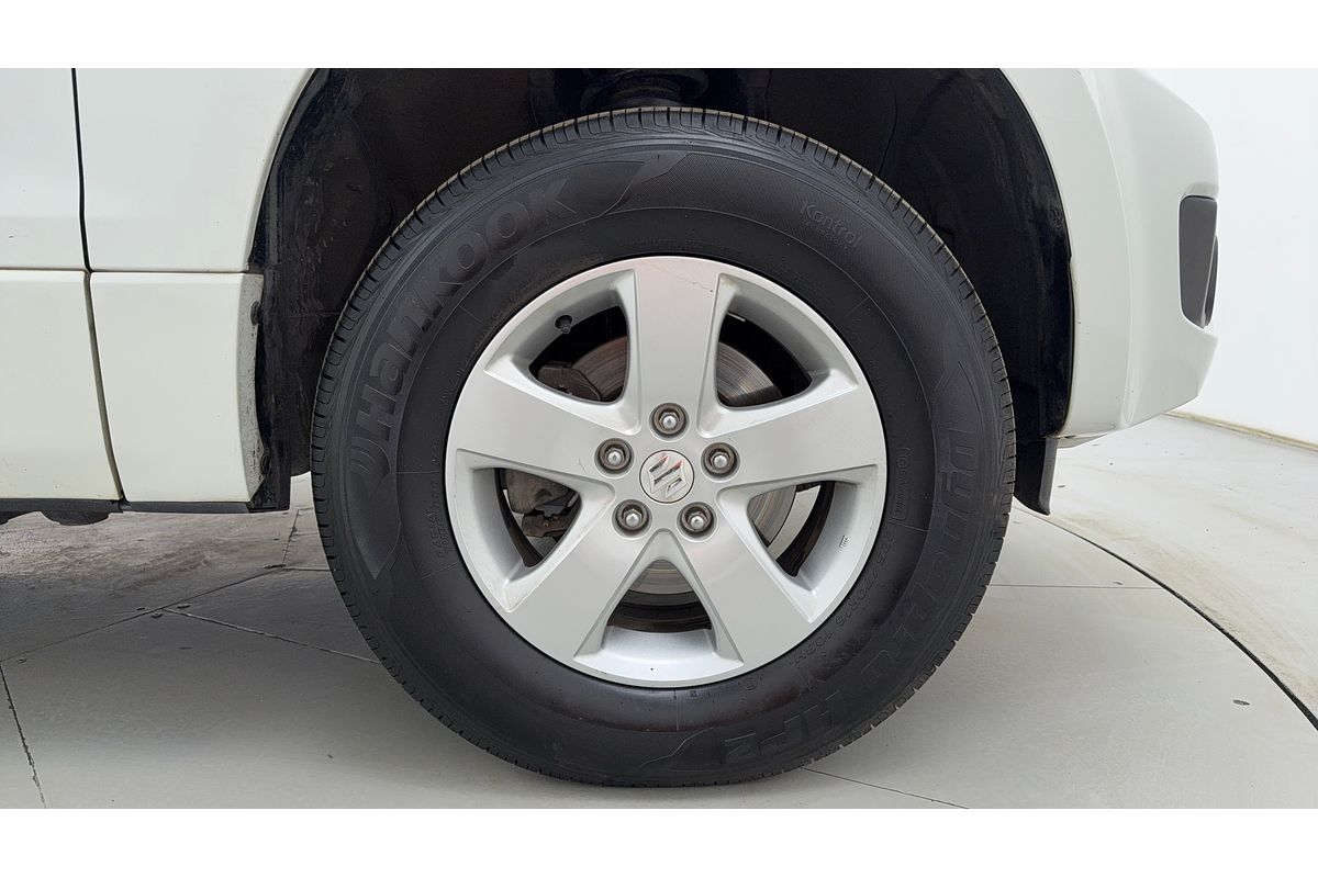 2015 Suzuki Grand Vitara Navigator JB