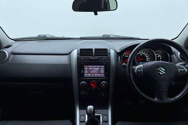 2015 Suzuki Grand Vitara Navigator JB