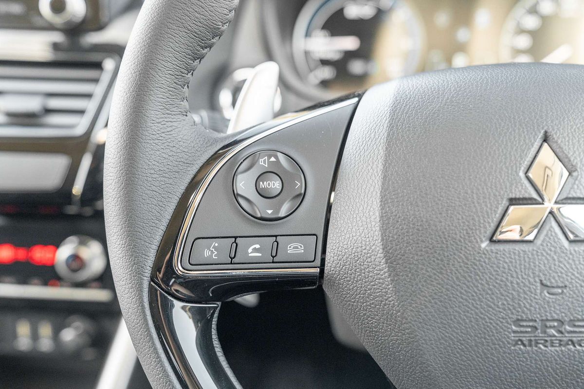 2024 Mitsubishi Eclipse Cross PHEV ES YB