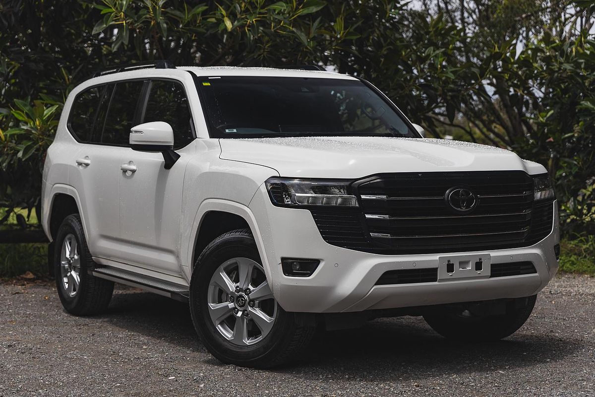 2023 Toyota Landcruiser GXL FJA300R