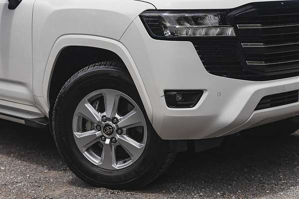 2023 Toyota Landcruiser GXL FJA300R