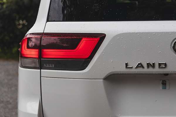 2023 Toyota Landcruiser GXL FJA300R