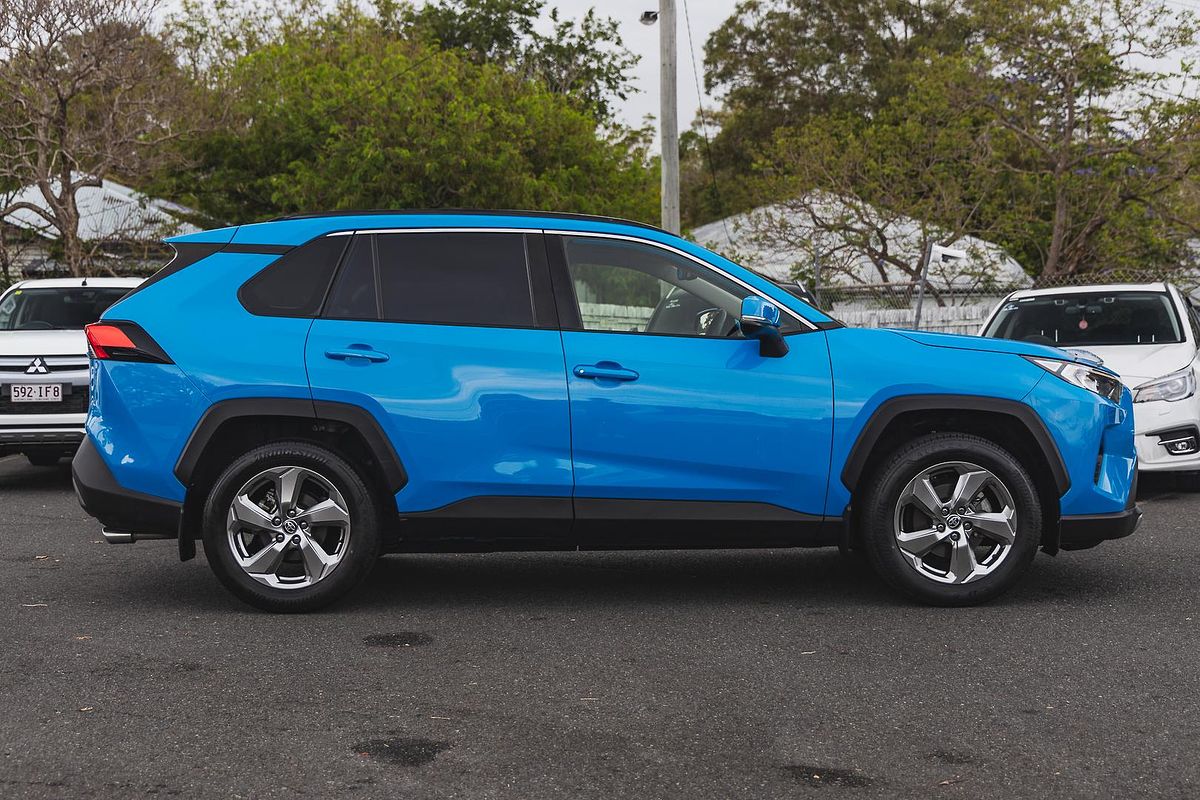 2020 Toyota RAV4 GXL MXAA52R