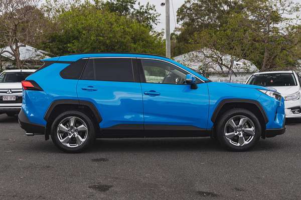 2020 Toyota RAV4 GXL MXAA52R