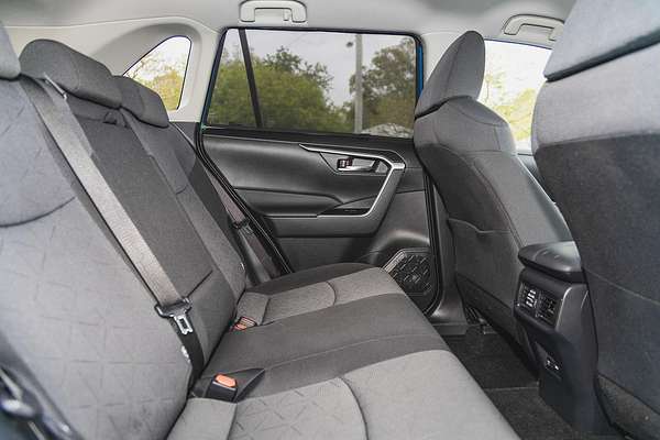 2020 Toyota RAV4 GXL MXAA52R