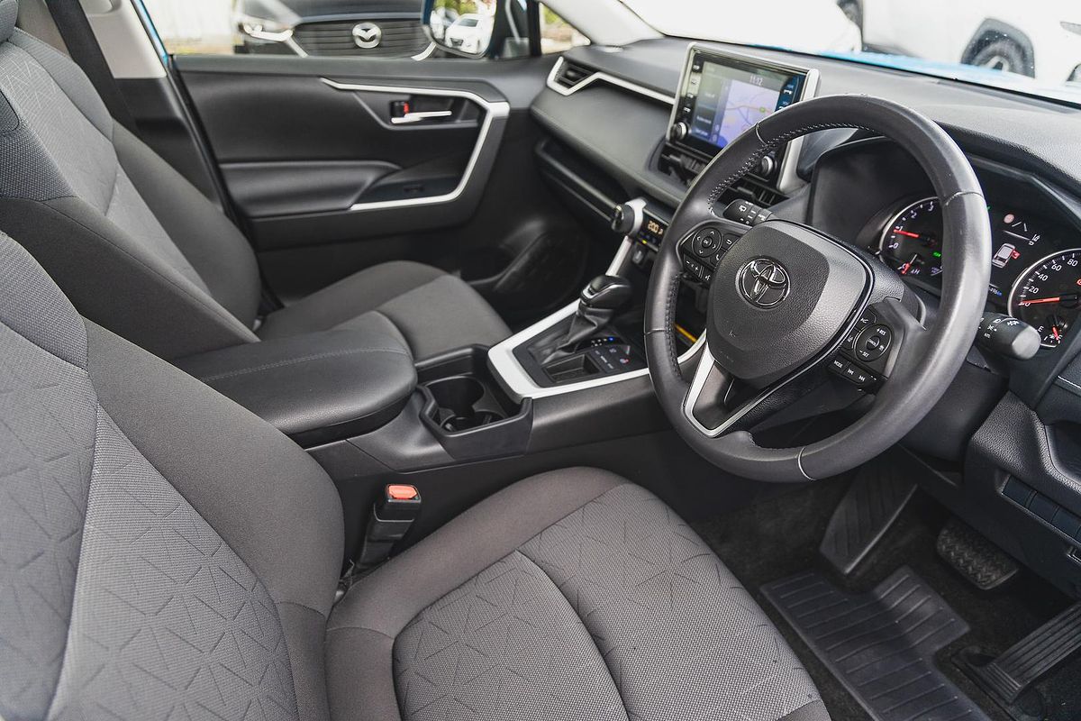 2020 Toyota RAV4 GXL MXAA52R