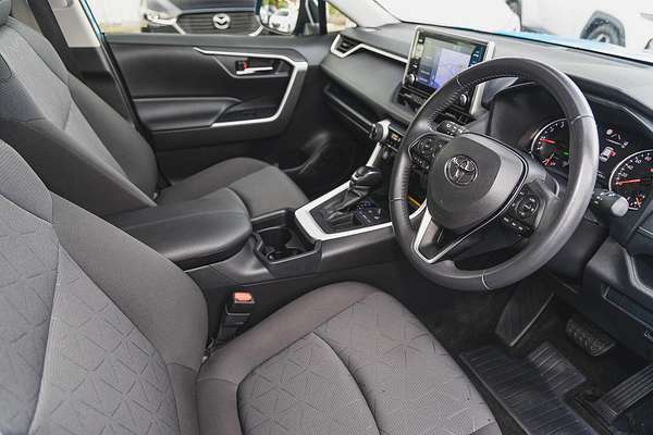 2020 Toyota RAV4 GXL MXAA52R