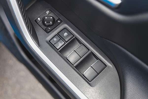 2020 Toyota RAV4 GXL MXAA52R