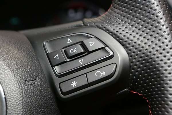 2024 MG HS Vibe SAS23