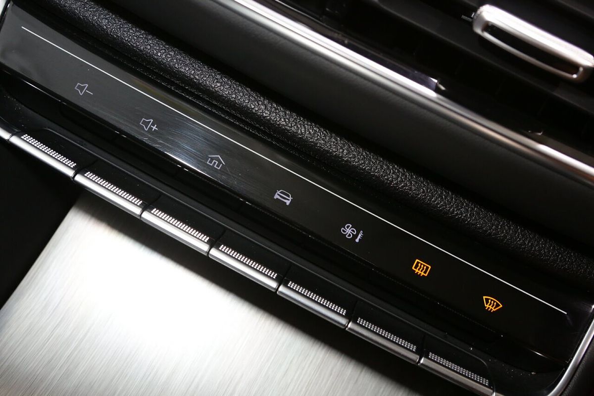 2024 MG HS Vibe SAS23