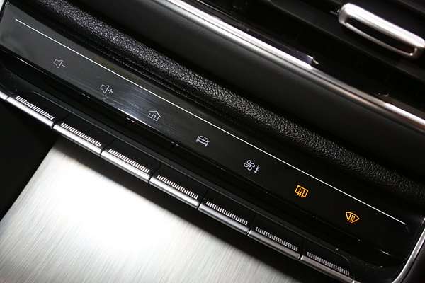 2024 MG HS Vibe SAS23