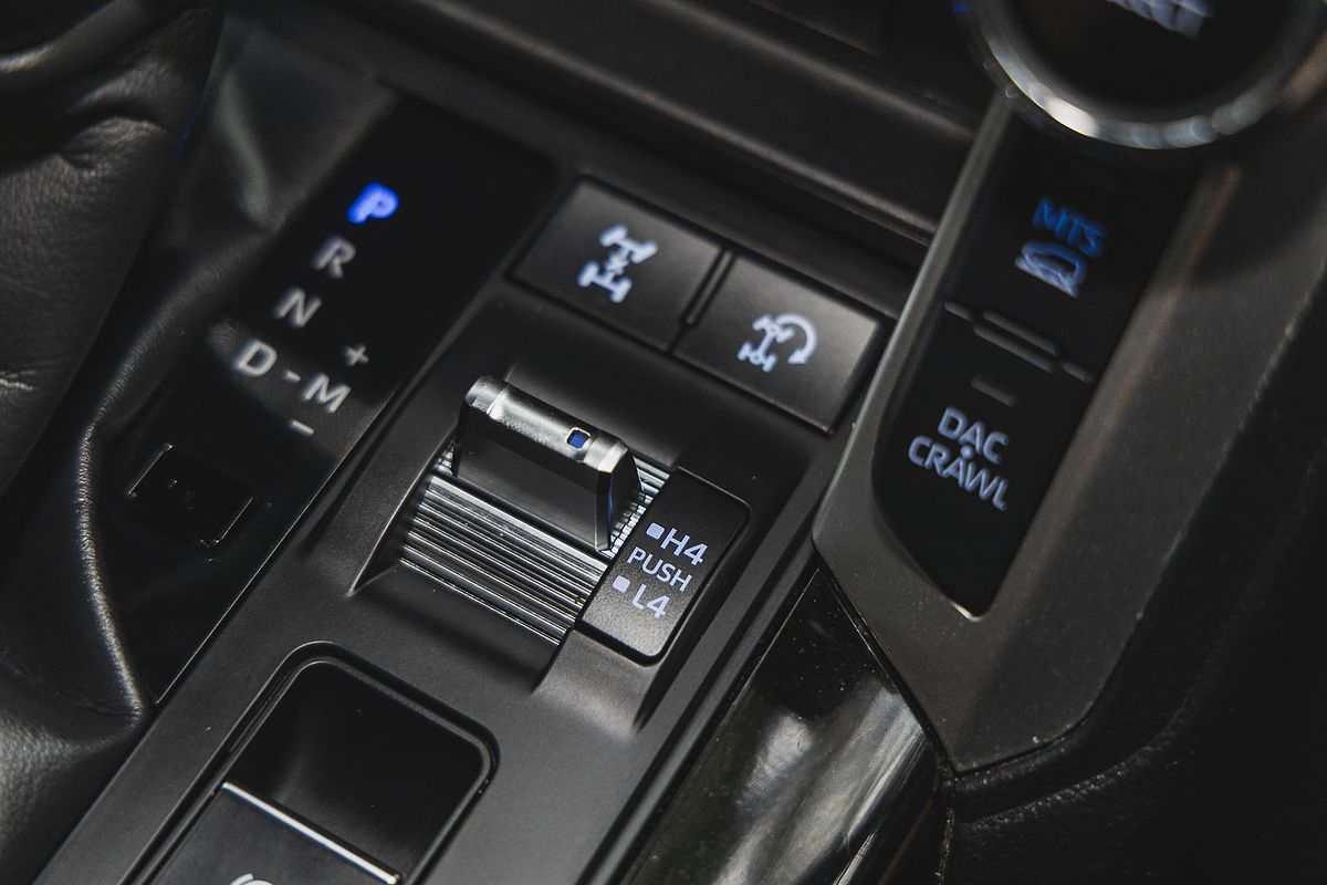 2023 Toyota Landcruiser GXL FJA300R