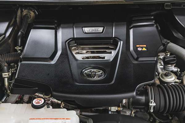 2023 Toyota Landcruiser GXL FJA300R