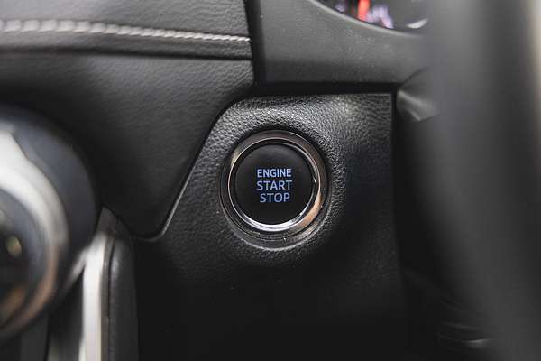 2020 Toyota RAV4 GXL MXAA52R