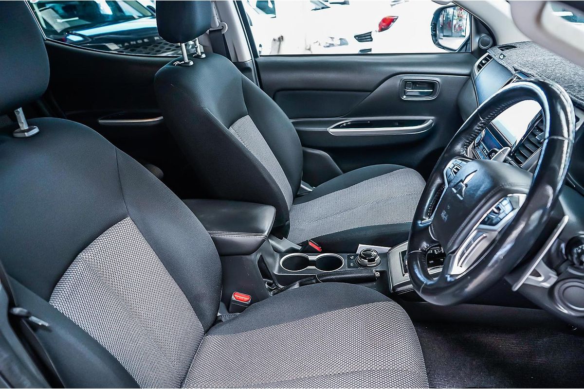 2020 Mitsubishi Triton GLS MR 4X4