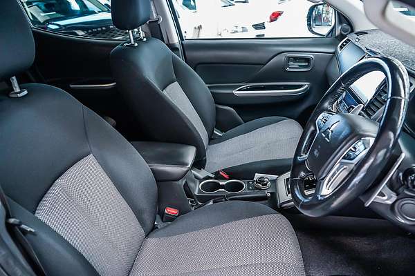 2020 Mitsubishi Triton GLS MR 4X4