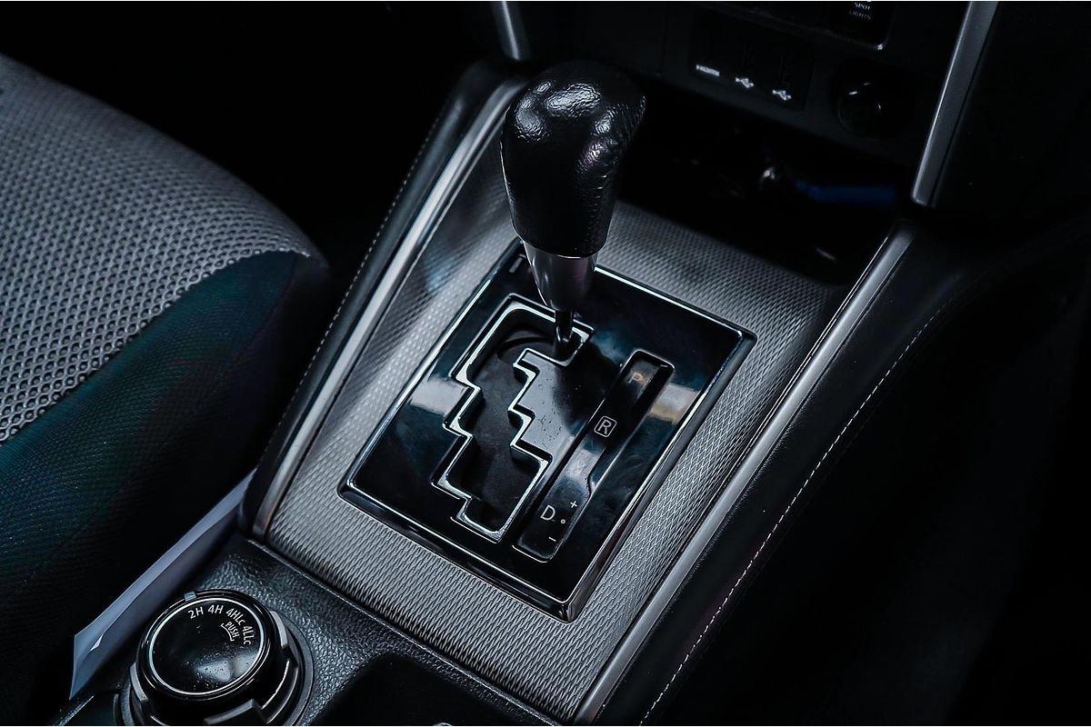 2020 Mitsubishi Triton GLS MR 4X4