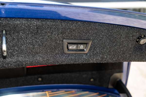 2019 BMW 3 Series 330i M Sport G20