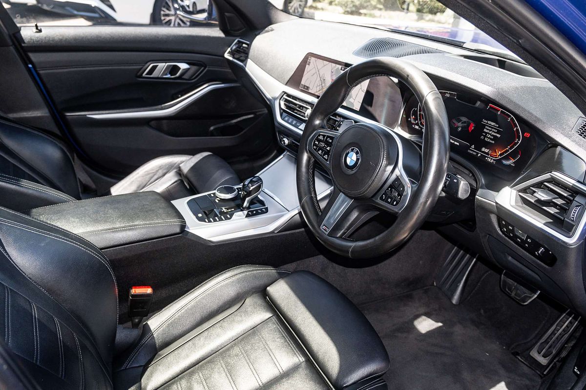 2019 BMW 3 Series 330i M Sport G20
