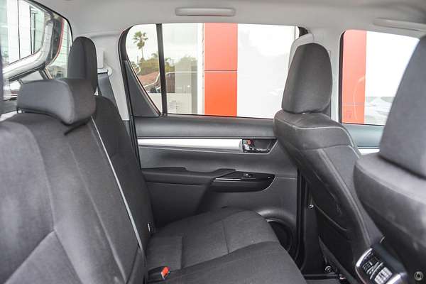 2021 Toyota Hilux SR5 GUN126R 4X4