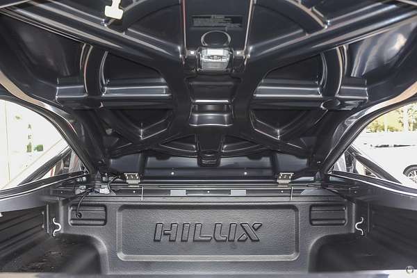 2021 Toyota Hilux SR5 GUN126R 4X4