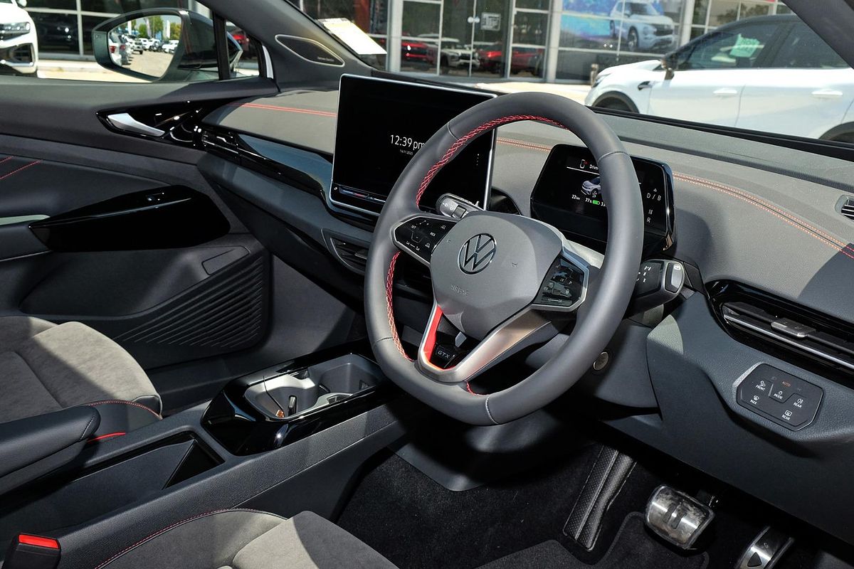 2025 Volkswagen ID.4 GTX E2