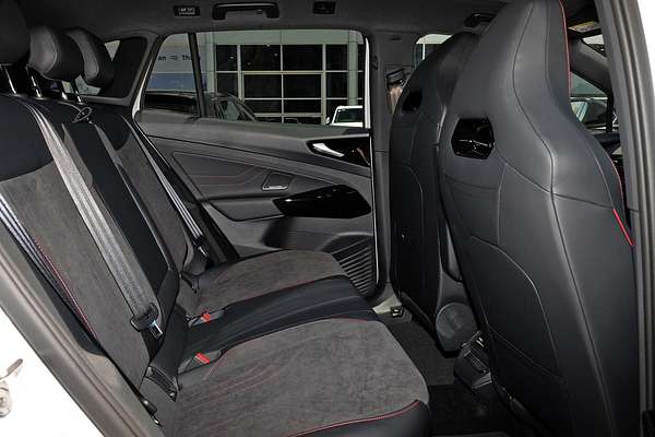 2025 Volkswagen ID.4 GTX E2