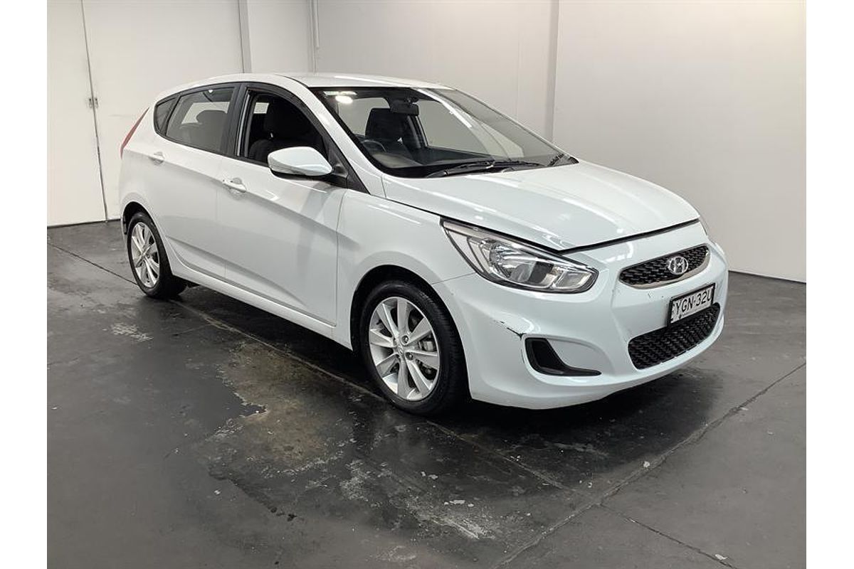 2019 Hyundai Accent Sport RB6