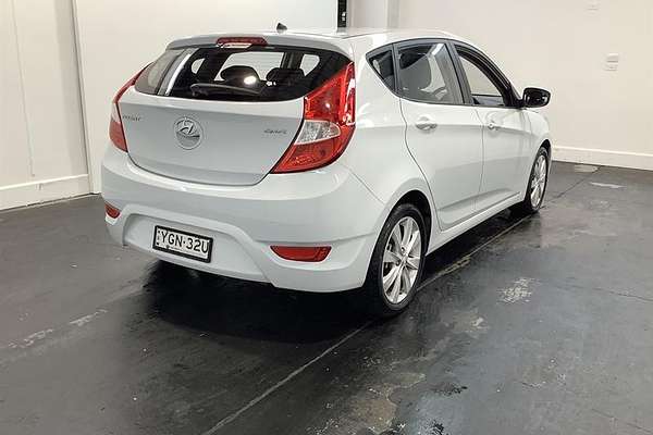 2019 Hyundai Accent Sport RB6