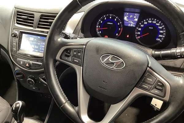 2019 Hyundai Accent Sport RB6