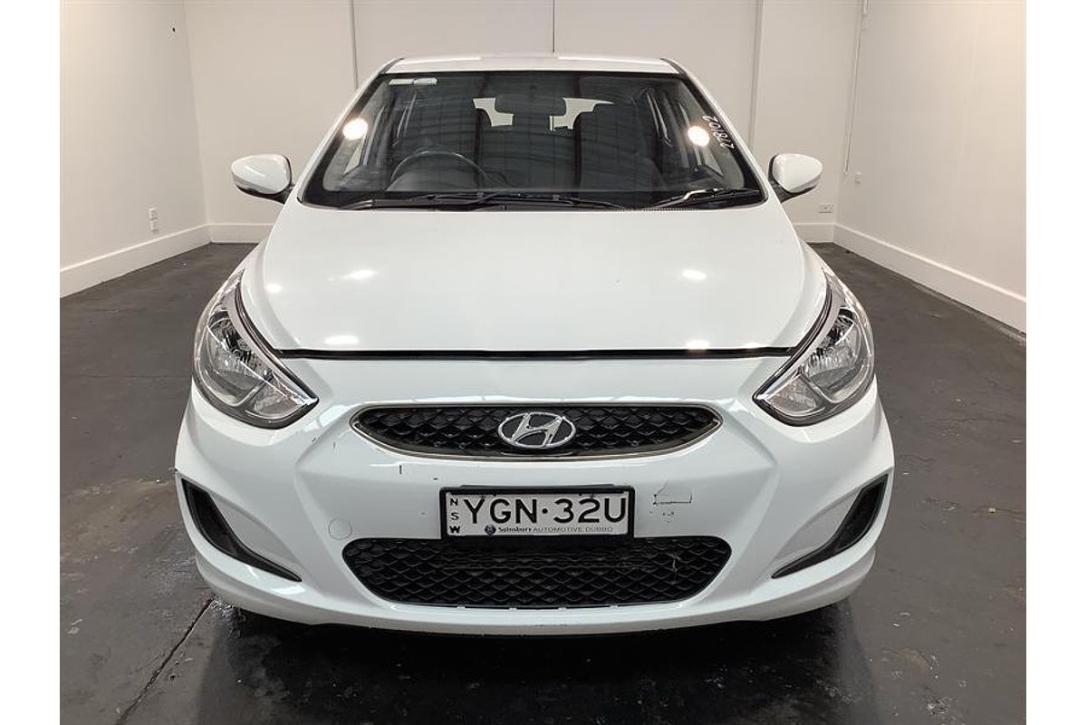 2019 Hyundai Accent Sport RB6