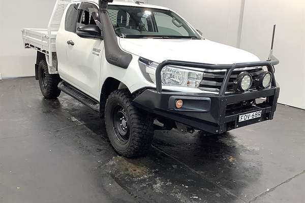 2018 Toyota Hilux SR GUN126R 4X4