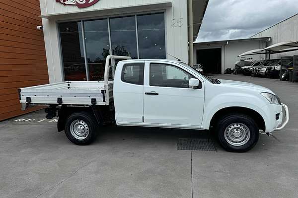 2015 Isuzu D-MAX SX 4X4