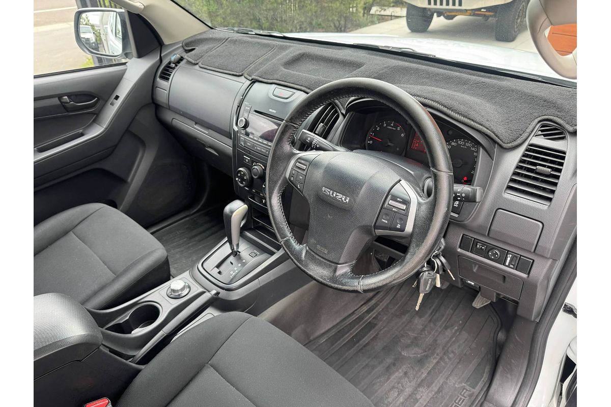 2015 Isuzu D-MAX SX 4X4