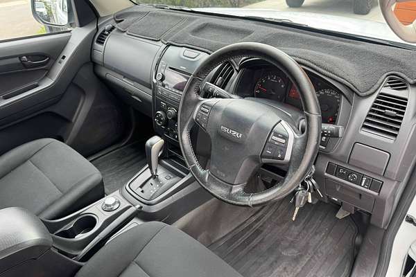 2015 Isuzu D-MAX SX 4X4