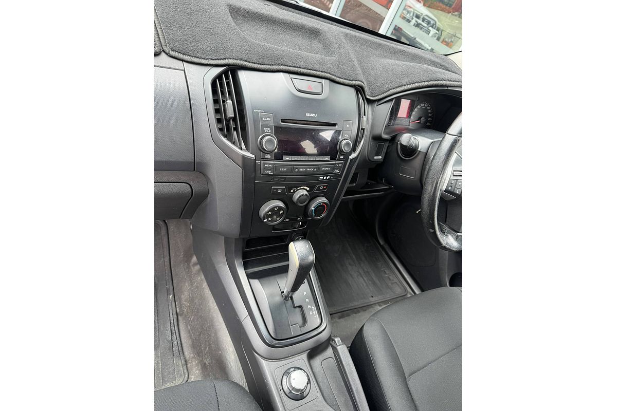 2015 Isuzu D-MAX SX 4X4