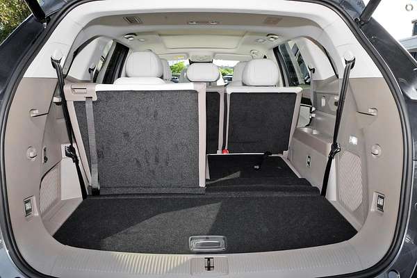 2025 MG QS Essence IS31