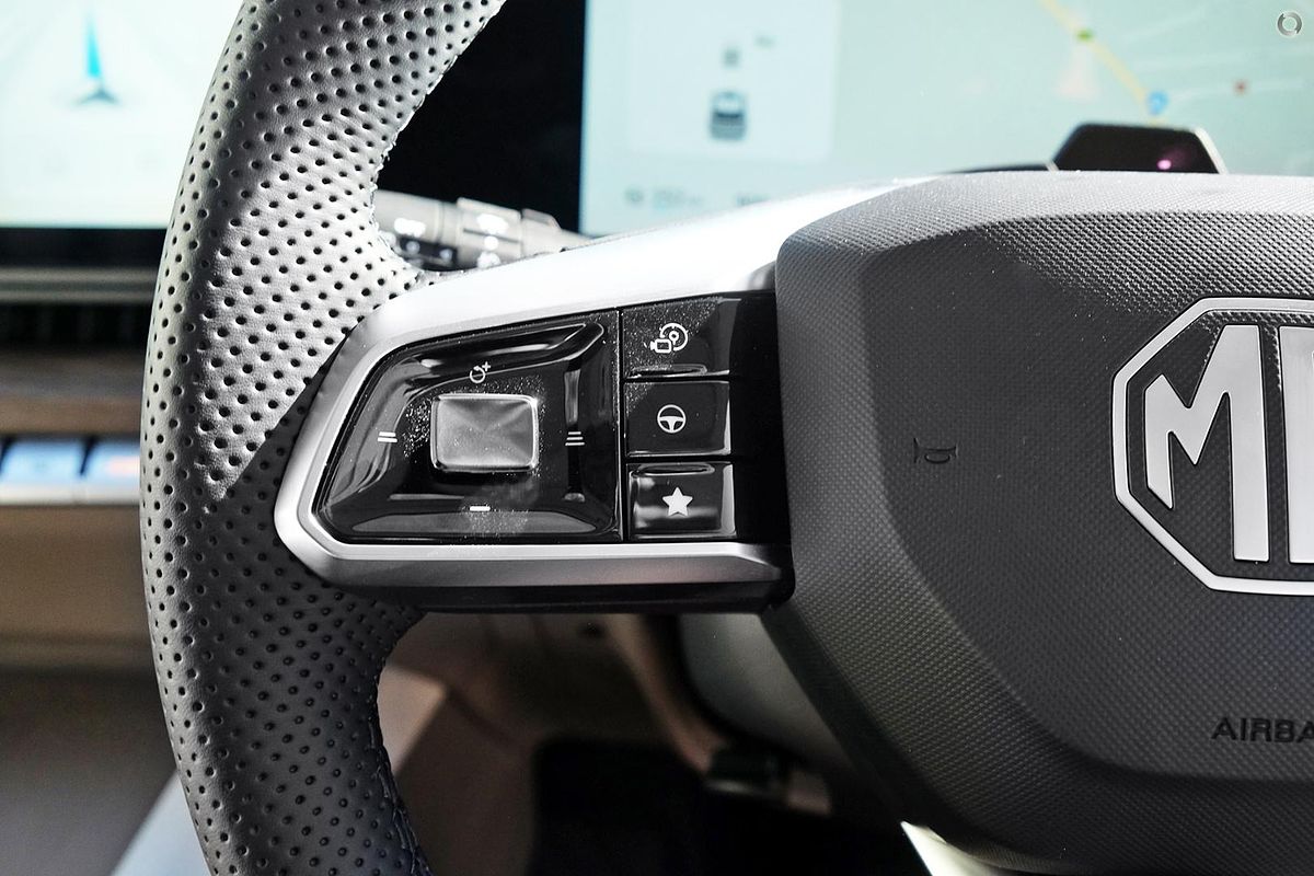 2025 MG QS Essence IS31