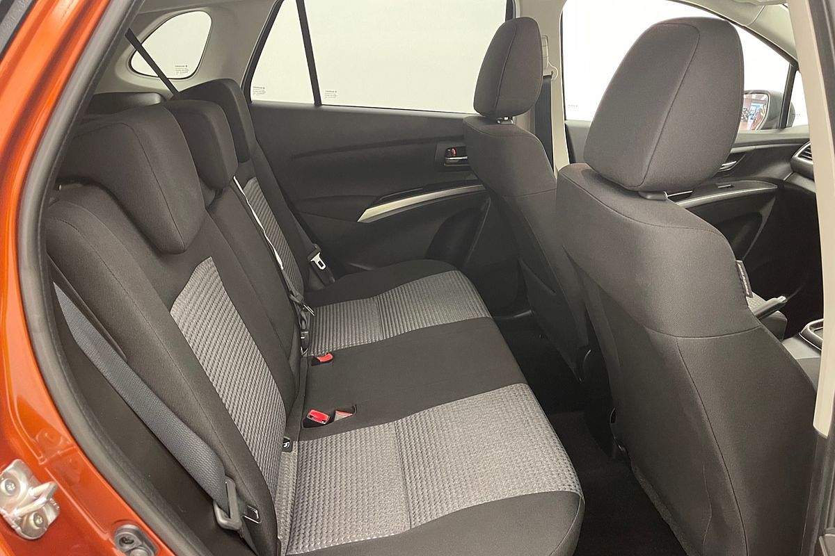 2022 Suzuki S-Cross Turbo JY