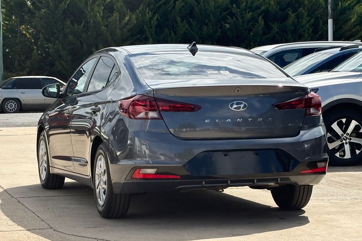 2020 Hyundai Elantra Go AD.2
