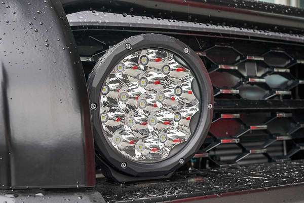 2025 Isuzu MU-X X-TERRAIN