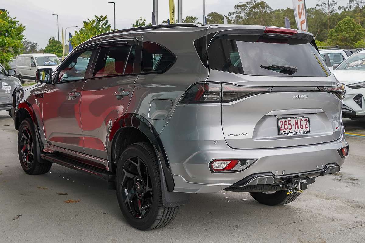 2025 Isuzu MU-X X-TERRAIN