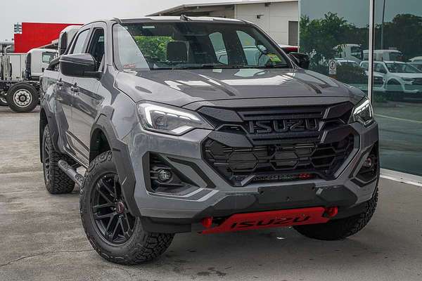 2025 Isuzu D-MAX BLADE 4X4