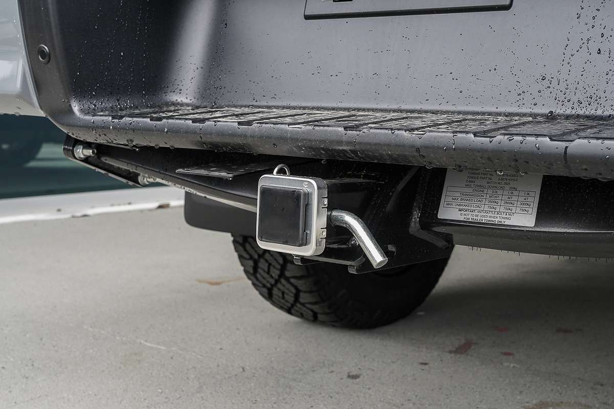 2025 Isuzu D-MAX BLADE 4X4