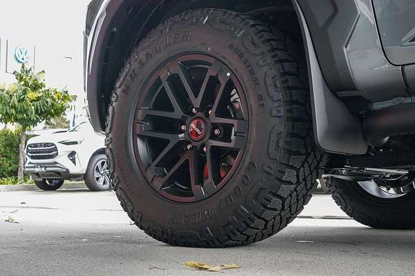 2025 Isuzu D-MAX BLADE 4X4