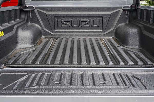 2025 Isuzu D-MAX BLADE 4X4