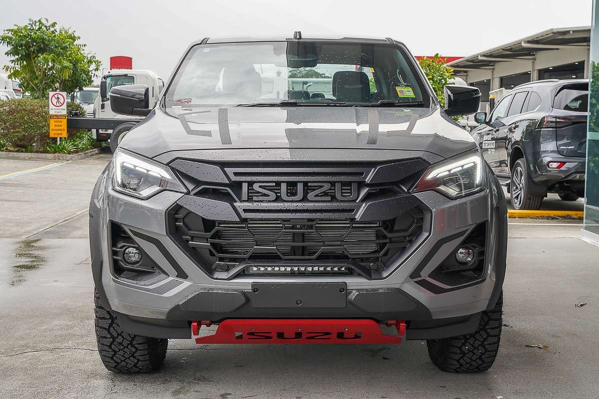 2025 Isuzu D-MAX BLADE 4X4